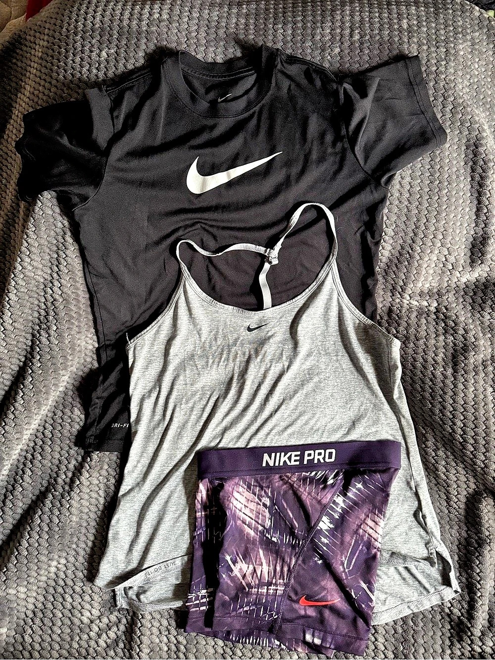 Nike Dri-FIT Athletic 3-Piece Set Black Gray Medium Like New